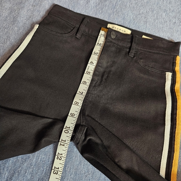 Pacsun Black High-rise Ankle Jeggings Stripe Down The Legs Skinny Size 25 - Picture 8 of 9
